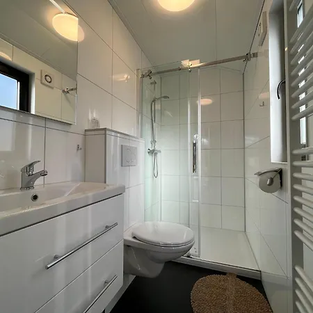 Chalet Cozy With Dishwasher, Adjacent To The Hoge Veluwe National Park Arnhem