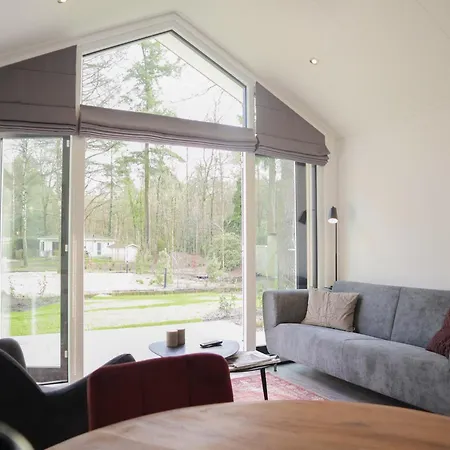 Chalet Cozy With Dishwasher, Adjacent To The Hoge Veluwe National Park *